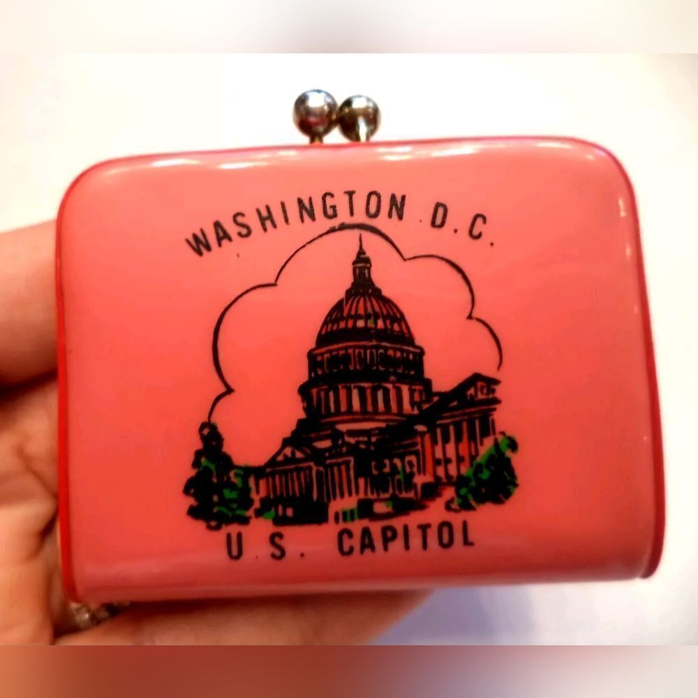 VINTAGE ESTATE WASHINGTON DC US CAPITOL 2 3/8" COIN PURSE APPEARS NEW